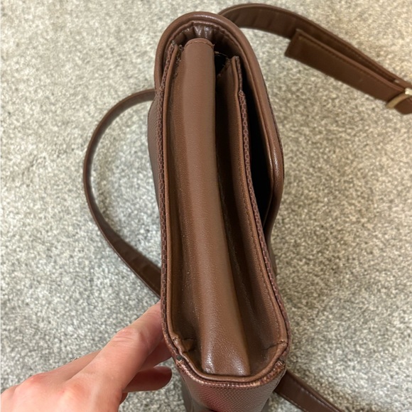 Vtg Field Manor Brown Small Crossbody Bag Casual Textured Minimalist - Picture 10 of 10